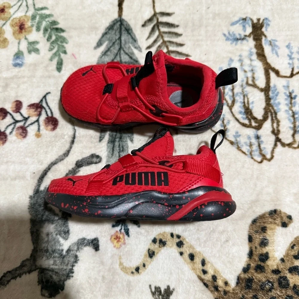 PUMA Kids Red Sneakers size 7